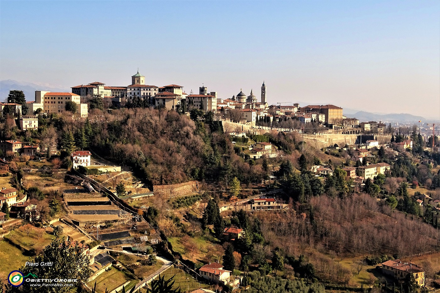 01 Citta Alta  vista da via S. Martino della pigrizia.JPG